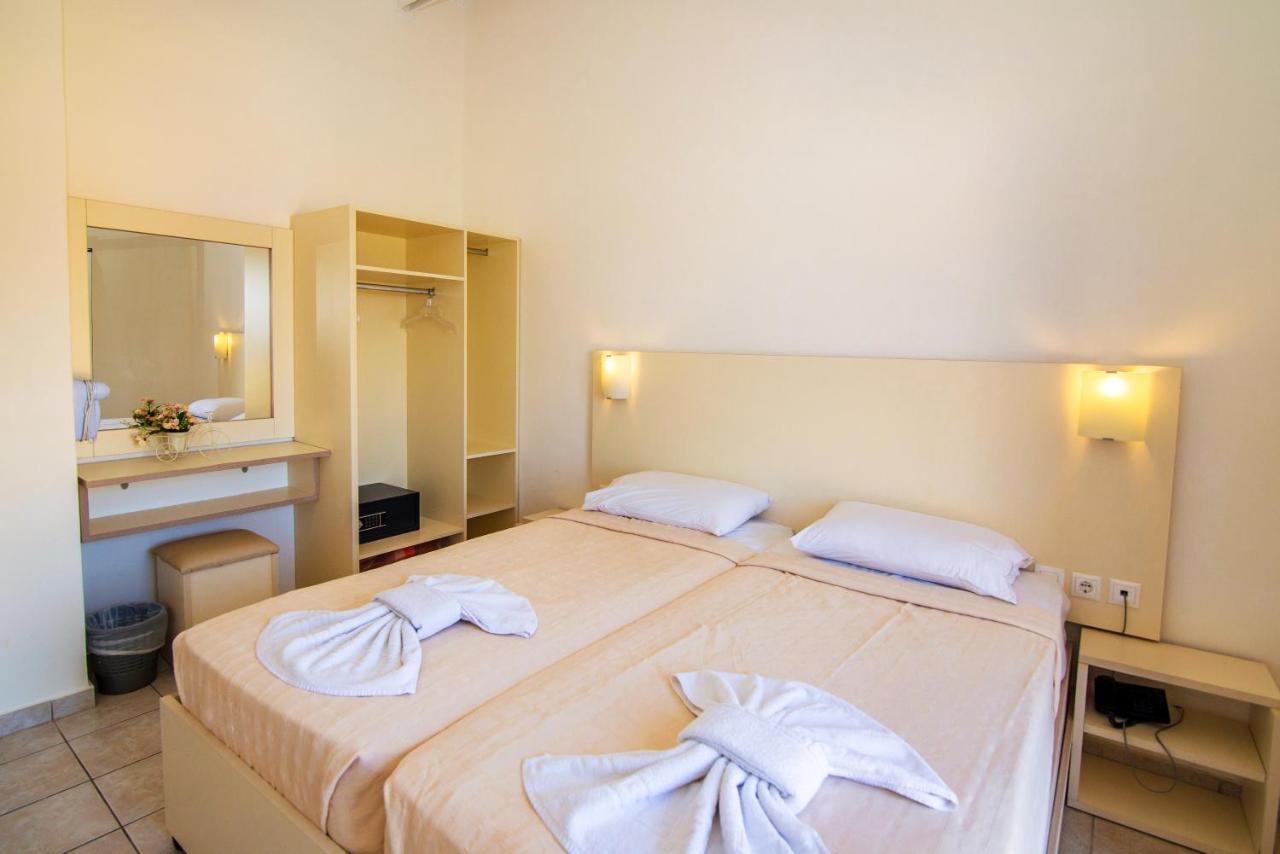 Playa Bay Hotel Zakynthos Laganas Esterno foto